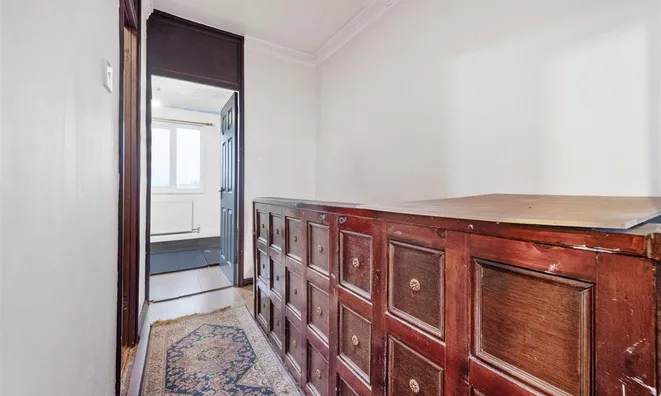 Недвижимость Yates House, Roberta Street: 5