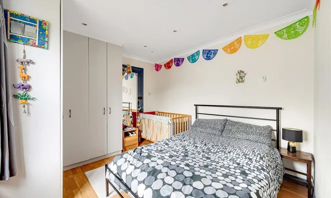 Недвижимость Goldsmith Road: 5