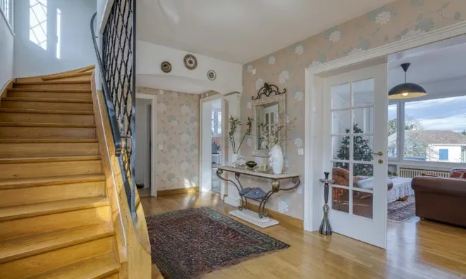 Недвижимость Single house 7 rooms: 9