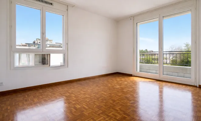 Недвижимость Apartment 6 rooms: 9