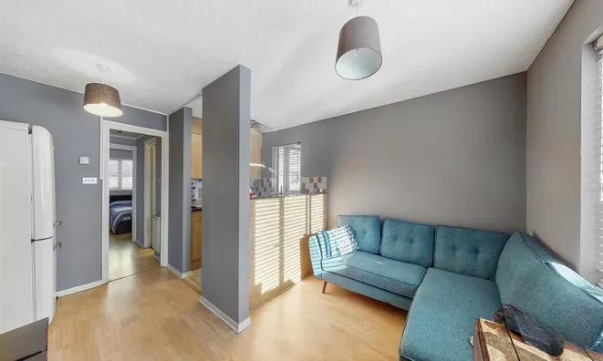 Недвижимость Bryn House, Broadfields Way: 1