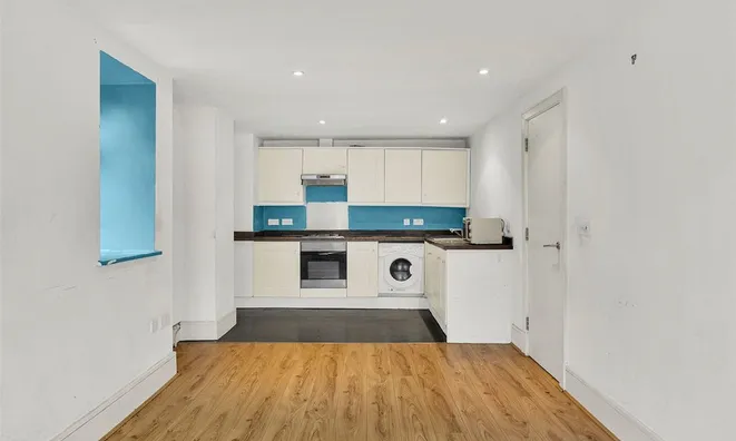 Недвижимость Bernhard Baron House, 71 Henriques Street: 4