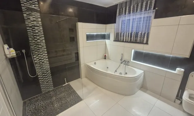 Недвижимость Semi-detached house 5 bedrooms for sale in Oberpallen: 5