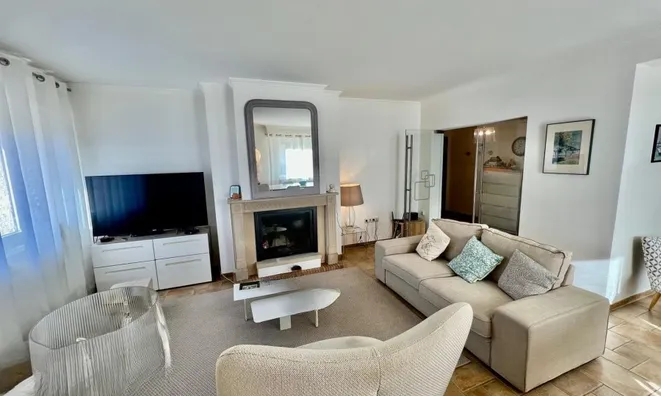 Недвижимость Apartment 2 bedrooms for sale in Esch-sur-Alzette: 2