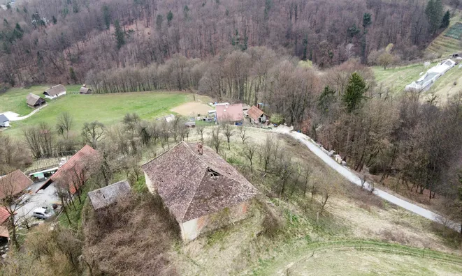 Недвижимость Земельный участок вблизи центра Рогашки-Слатины: 2