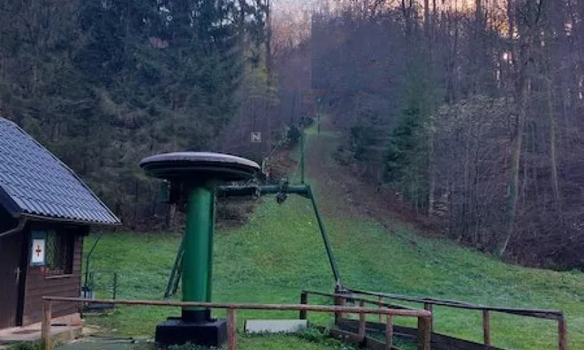 Недвижимость Земельный участок в Рогашка Слатина для застройки: 2