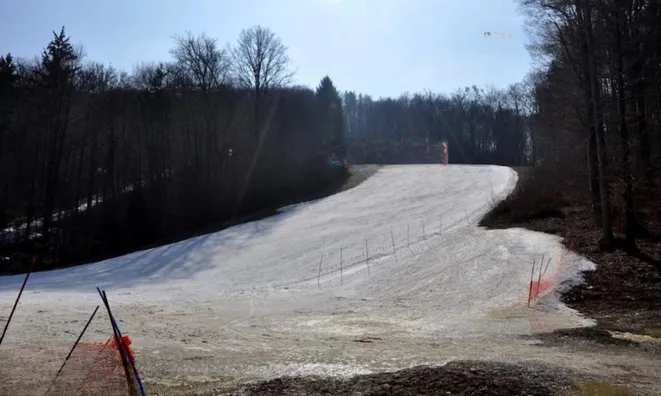 Недвижимость Земельный участок в Рогашка Слатина для застройки: 5
