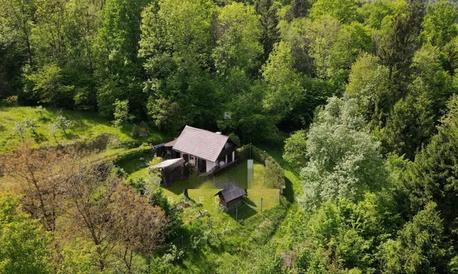 Недвижимость Дом, Равница: 3