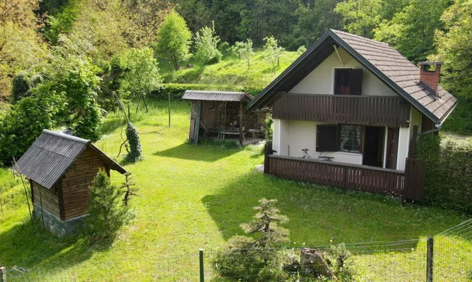 Недвижимость Дом, Равница: 5