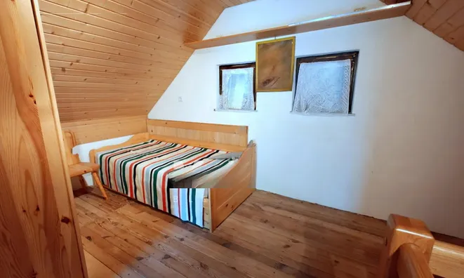 Недвижимость Дом, Равница: 17