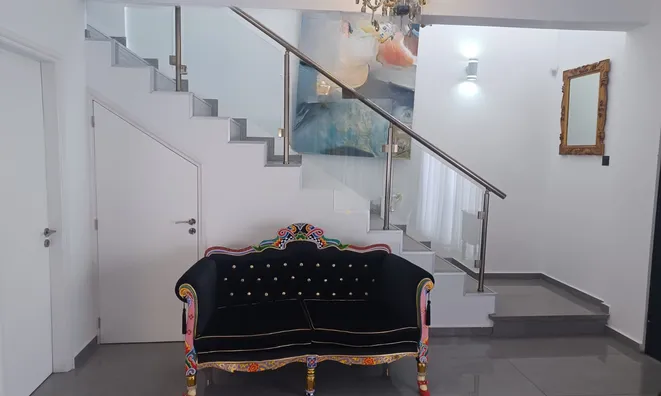 Недвижимость 4 Bedroom House For Sale In Agia Fyla, Limassol: 4