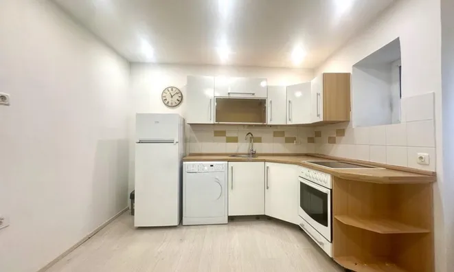 Недвижимость Однокомнатная квартира Пиран: 8