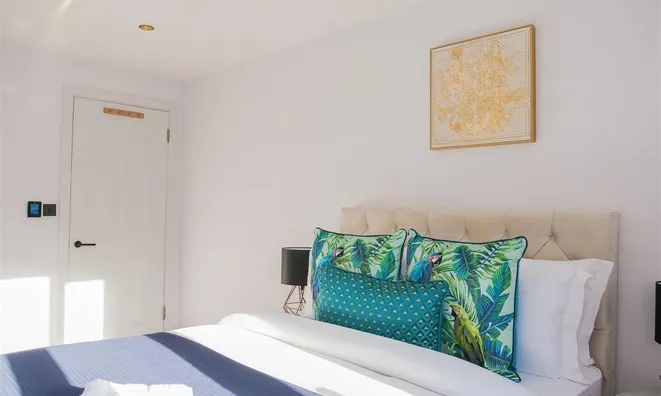 Недвижимость Bromyard Avenue: 7