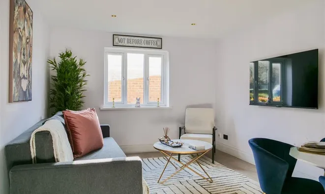 Недвижимость Bromyard Avenue: 17