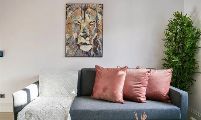 Недвижимость Bromyard Avenue: 18