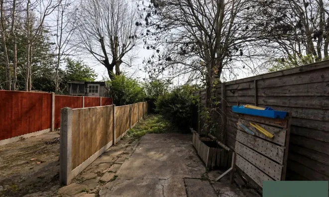 Недвижимость Hillside: 4