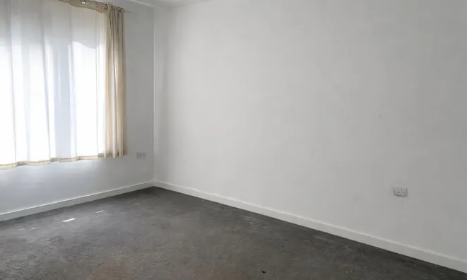 Недвижимость Cowley Road: 2