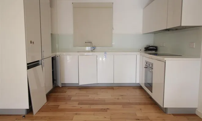 Недвижимость Cowley Road: 7