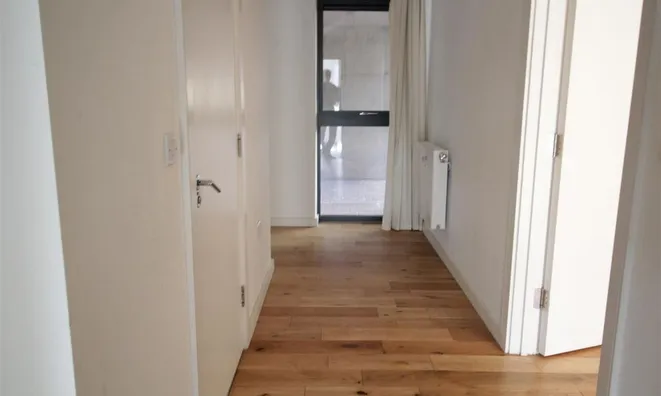 Недвижимость Cowley Road: 9