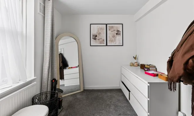 Недвижимость Emlyn Gardens, Hammersmith: 1