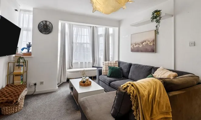 Недвижимость Emlyn Gardens, Hammersmith: 2