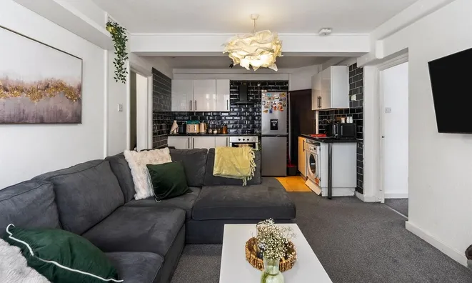 Недвижимость Emlyn Gardens, Hammersmith: 12