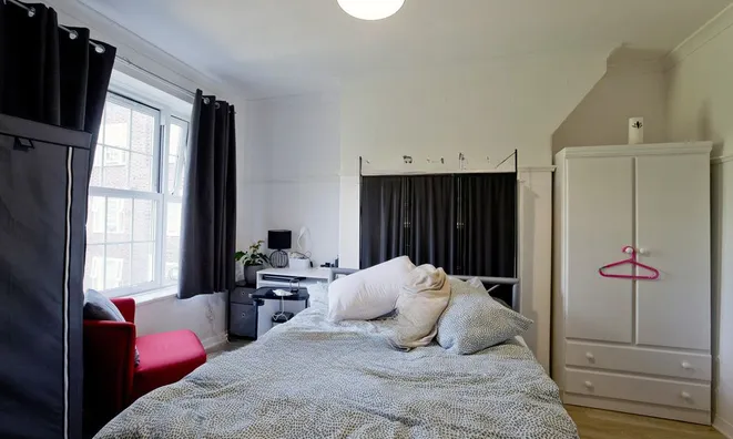 Недвижимость Falmouth Road: 6