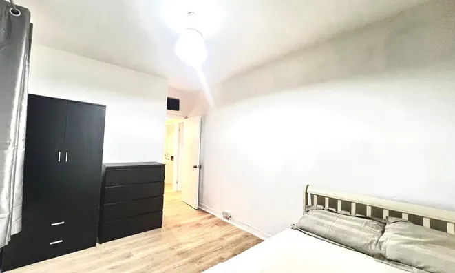 Недвижимость Falmouth Road: 11