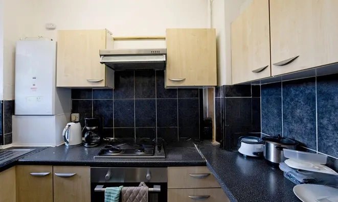 Недвижимость Falmouth Road: 13