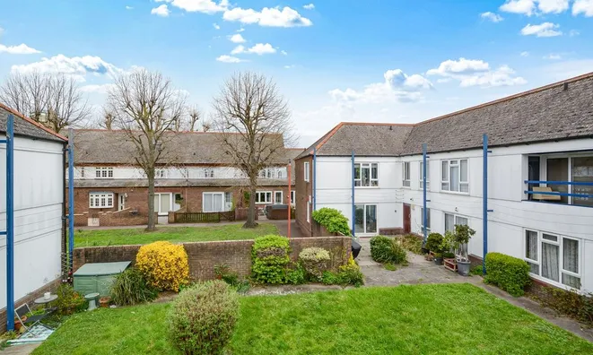 Недвижимость Webster Road: 8