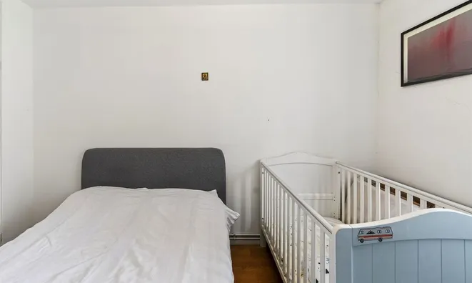 Недвижимость Dickens Estate: 6