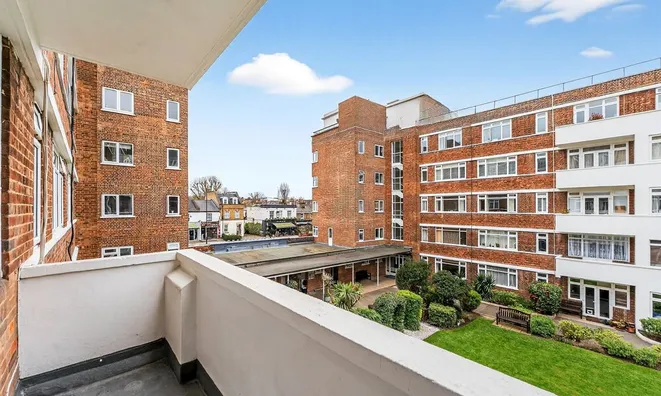 Недвижимость Upper Richmond Road: 4