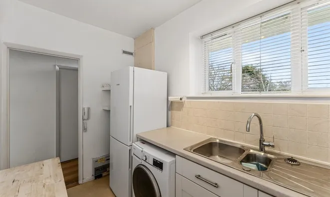 Недвижимость Upper Richmond Road: 5