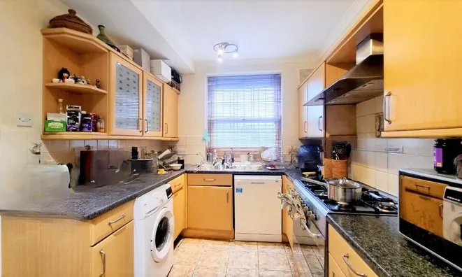 Недвижимость Worsopp Drive, Clapham Common: 9