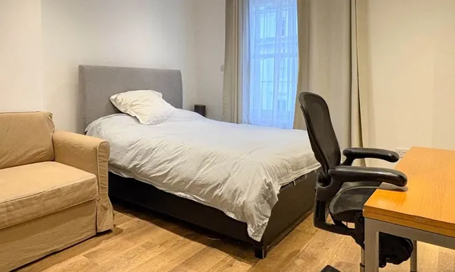 Недвижимость Gloucester Terrace: 6