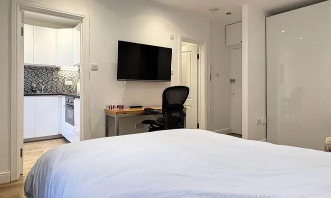 Недвижимость Gloucester Terrace: 9