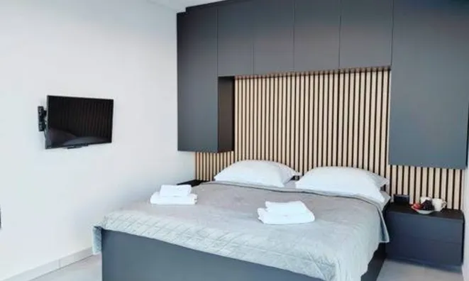 Недвижимость Трёхкомнатная квартира Центр: 3