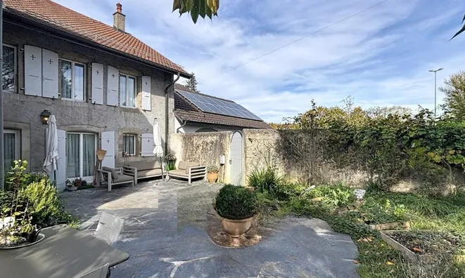 Недвижимость Single house 8 rooms: 1