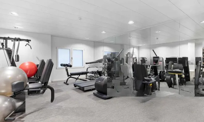 Недвижимость Apartment 5 rooms: 5