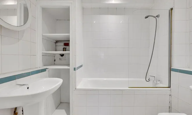 Недвижимость Adelaide Road: 3