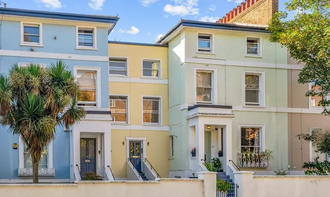 Недвижимость Adelaide Road: 11