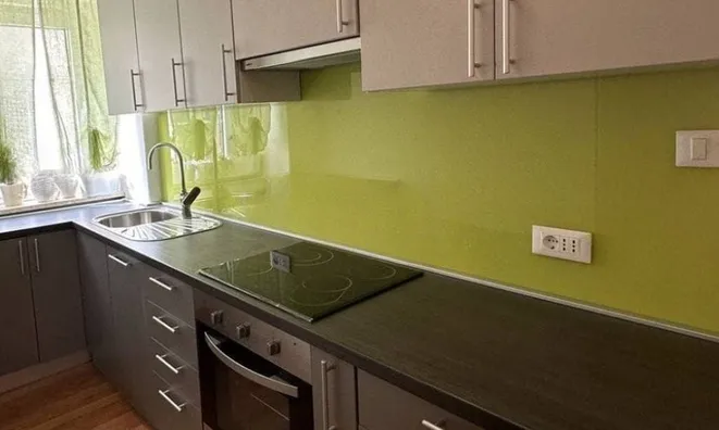 Недвижимость Двухкомнатная квартира в центре: 4