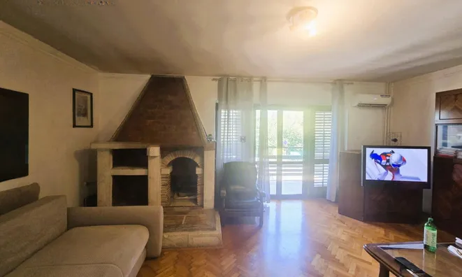 Недвижимость Дом Двойняш в Копере: 11