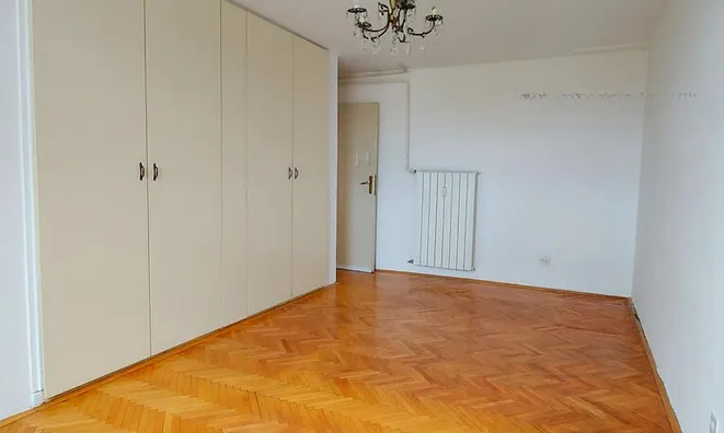 Недвижимость Квартира, 3 комнаты, Линхартова: 5