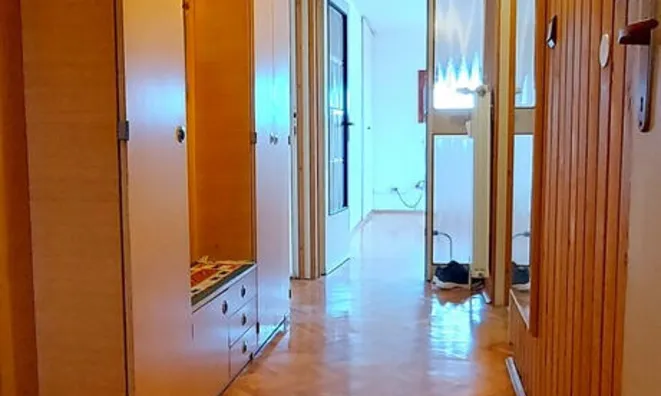 Недвижимость Квартира, 3 комнаты, Линхартова: 10