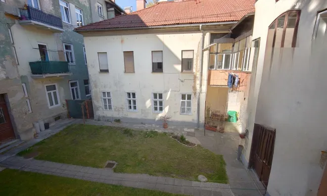 Недвижимость Квартира 2,5 комнаты Новый ЛЮБЛЯНА Центр: 8