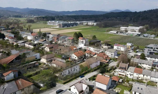 Недвижимость Квартира 3-комнатная, Ново Брдо: 14