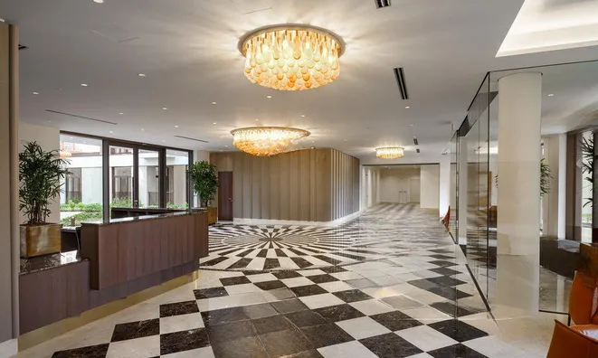 Недвижимость Квартира 4-комн. в центре: 7