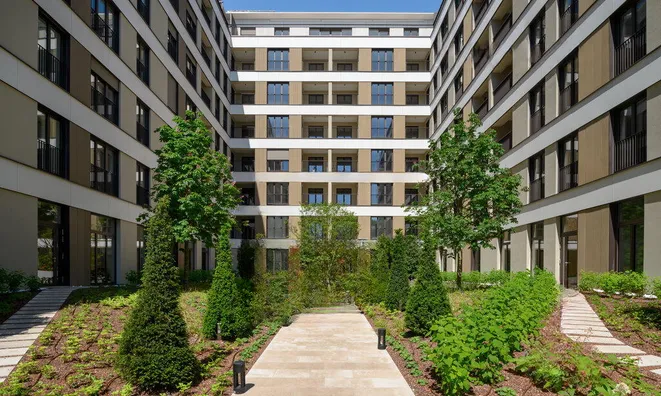 Недвижимость Квартира 4-комн. в центре: 13