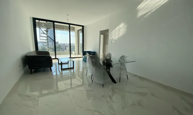Недвижимость 2 Bedroom Apartment For sale in Germasogeia, Limassol: 5